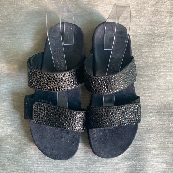 VIONIC Sz 8 Rest Samoa Studded Velcro Closure Adjustable Orthotic Insole Sandals - Picture 3 of 13